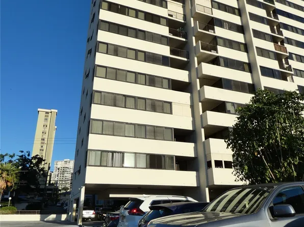 1571 Piikoi St APT 204, Honolulu, HI 96822