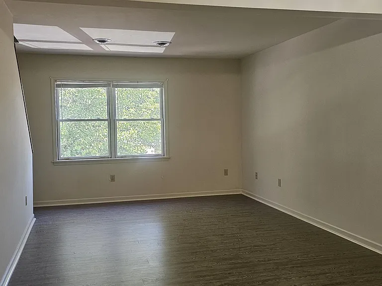 7 Mill Park Ln — Photo 5
