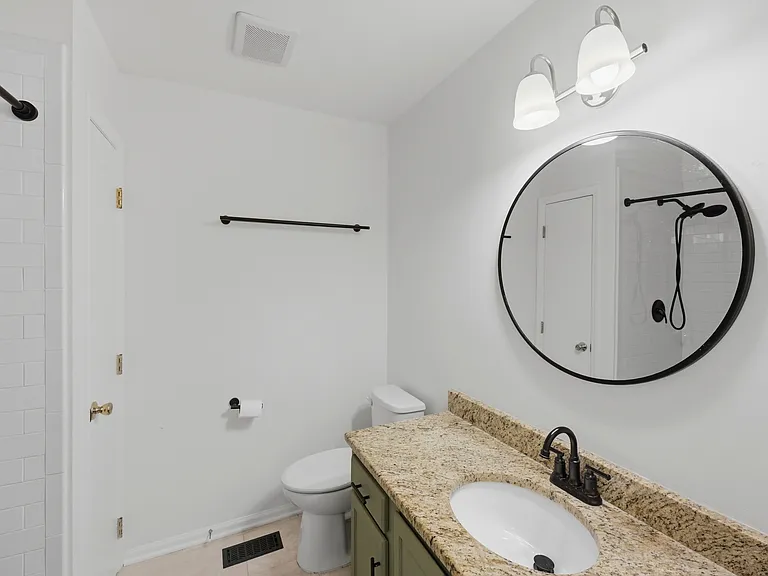 817 Wyldewood Rd — Photo 20