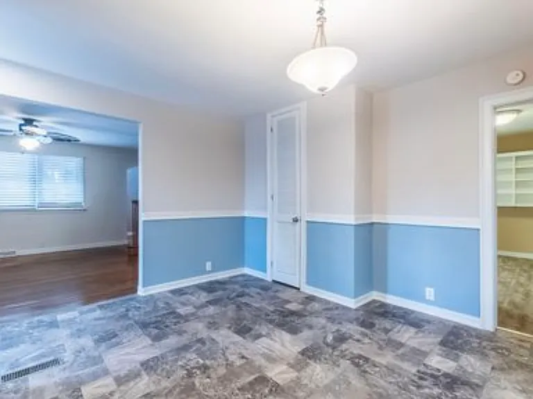 1617 Orange St — Photo 17
