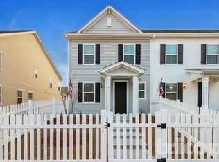 8 Beautyberry St, Simpsonville, SC 29681