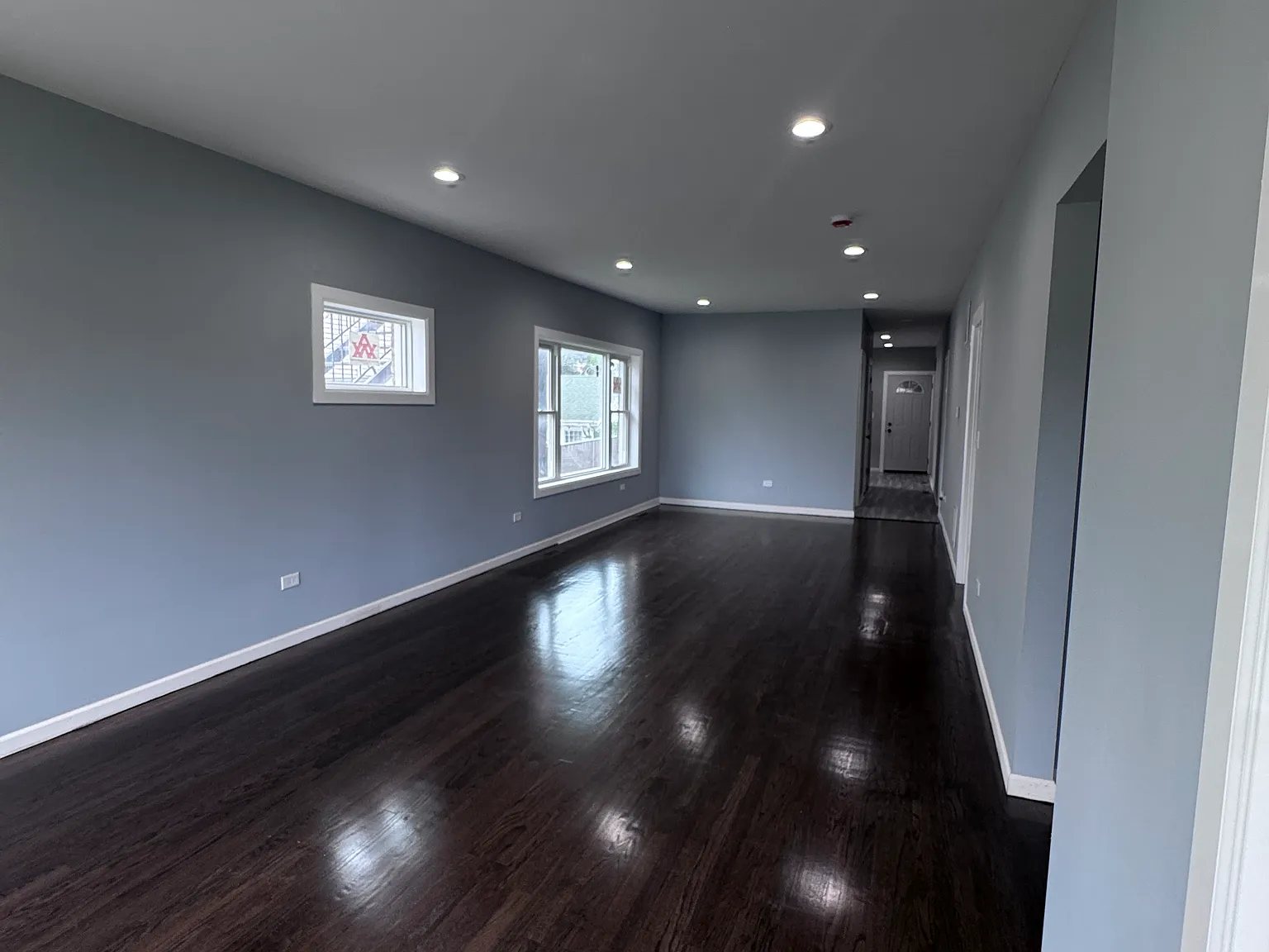 4 bed, 1300 sqft, $2,600 — Photo 2