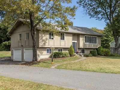 68 Boynton Rd, South Deerfield, MA, 01373