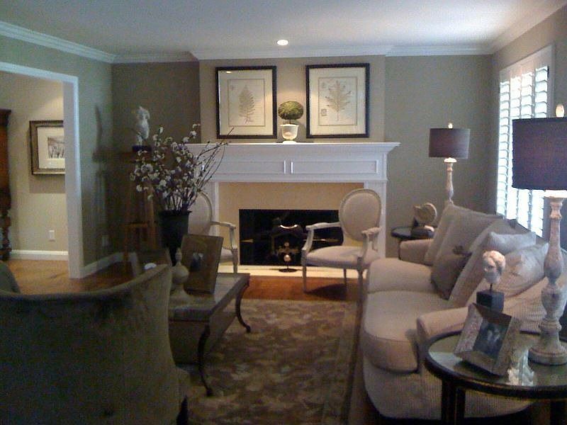 2nd image of 1055 Eastwood Dr