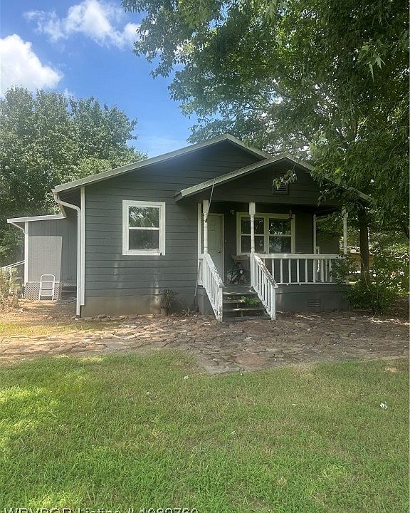 1st image of 3100 Beech Dr