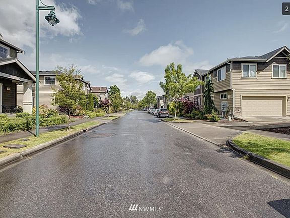 3rd image of 14015 34th Dr SE Unit D