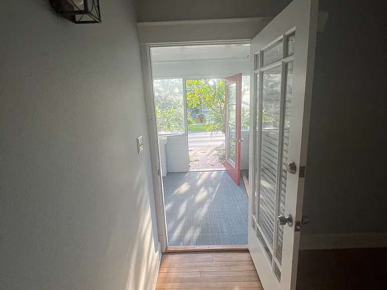 611 N Summerlin Ave #2 — Photo 7