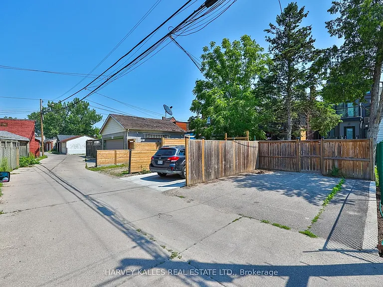 160 Lansdowne Ave #1 — Photo 17