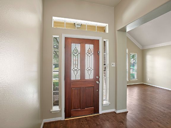 3rd image of 8305 Spinnaker Bay Ln