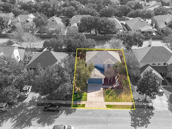 2nd image of 1636 Dogwood Ln