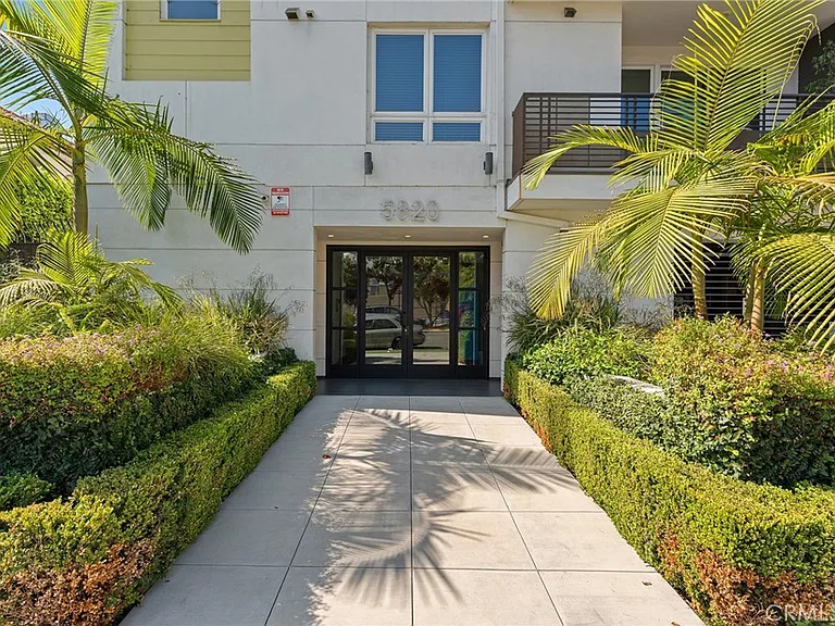 5820 La Mirada Ave #302 — Photo 34