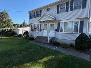 44-46 Middle St #44, Springfield, MA 01104