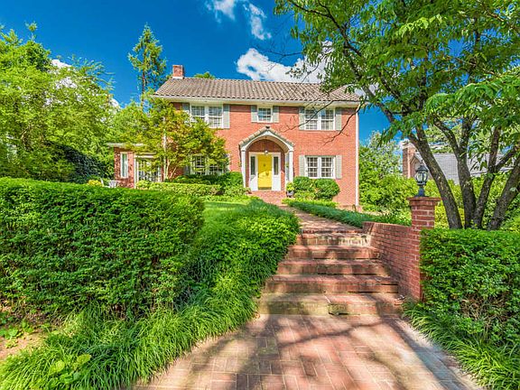 2nd image of 4153 Forest Glen Dr