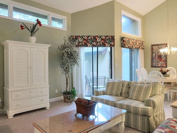 3rd image of 2329 Boxwood Ln