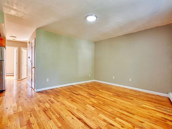 5th image of 1860 Guerlain St Fl 3