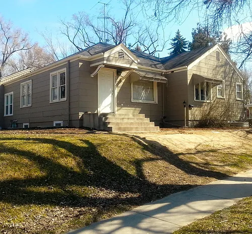 1002 Peterson St #A Photo 1