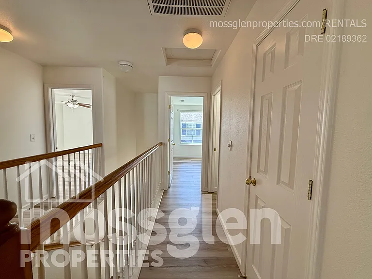 141 Chelwood Ln — Photo 21