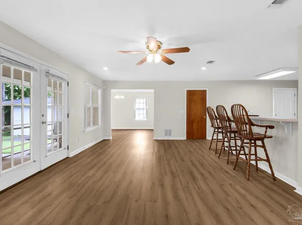 3105 E Avery St, Pensacola, FL 32503