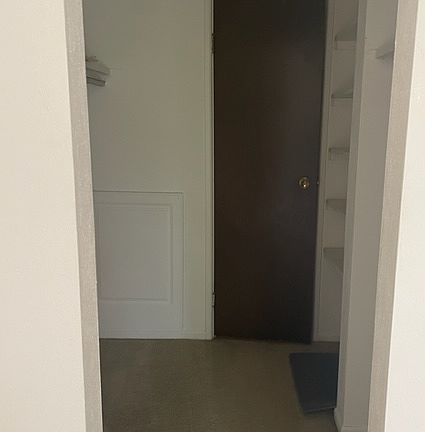 5th image of 8 Griffin Ct APT 9