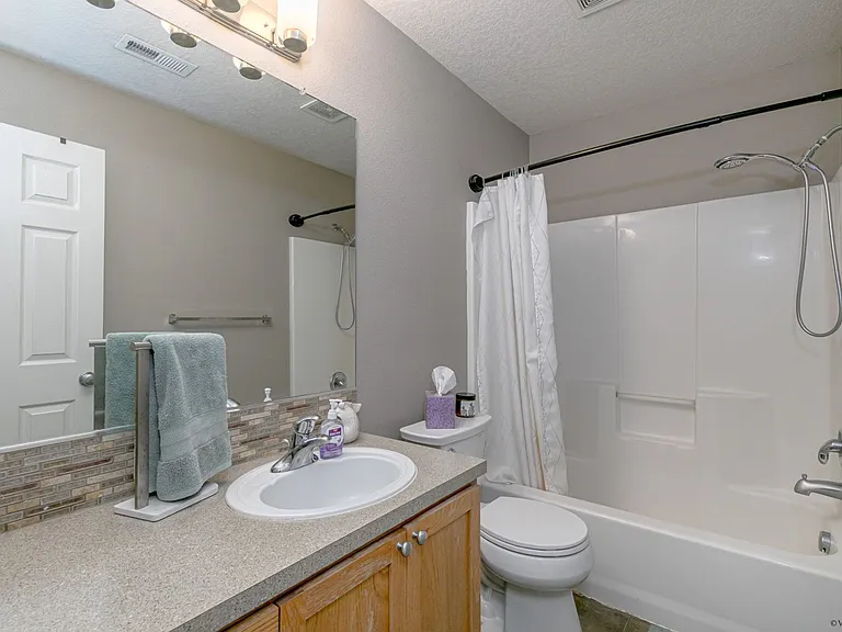 20855 SW Skiver St — Photo 17
