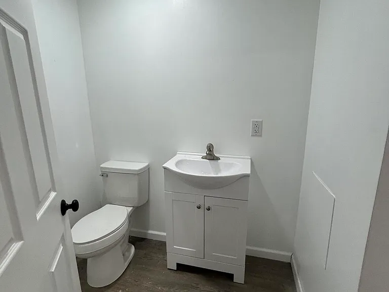 352 Market 1st Floor St — Photo 7