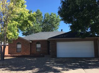 2225 Country Meadows Dr, Clovis, NM 88101