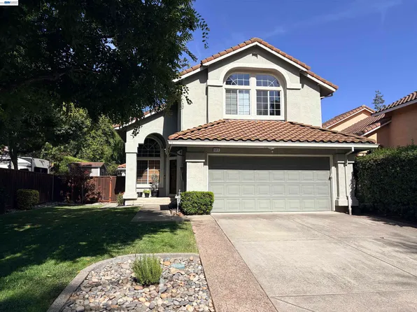 842 Loyola Way, Livermore, CA 94550
