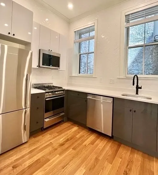 18 Grove St #1 — Photo 4