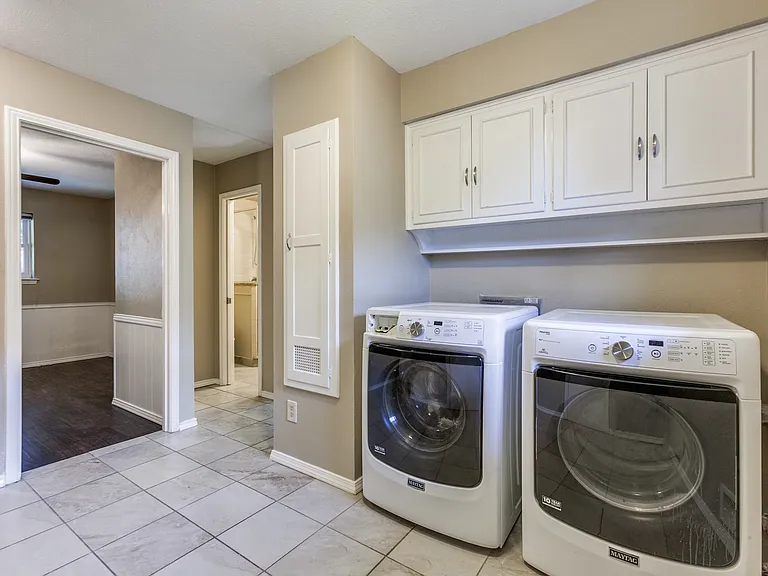 7739 La Manga Dr — Photo 21