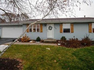 430 Fox Run, South Beloit, IL 61080