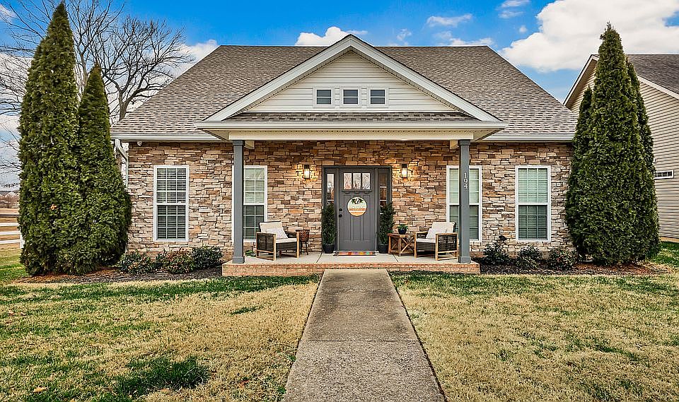 1st image of 194 Turnberry Cir