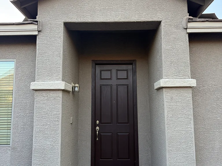 1879 W Owens Way — Photo 3