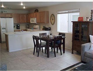 4th image of 10337 Midnight Iris St