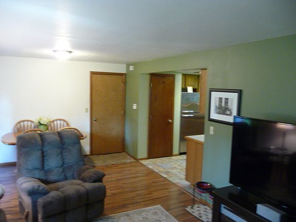 2nd image of 8634 Oxford Dr SE