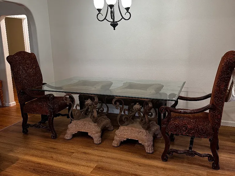 115 W D St — Photo 4