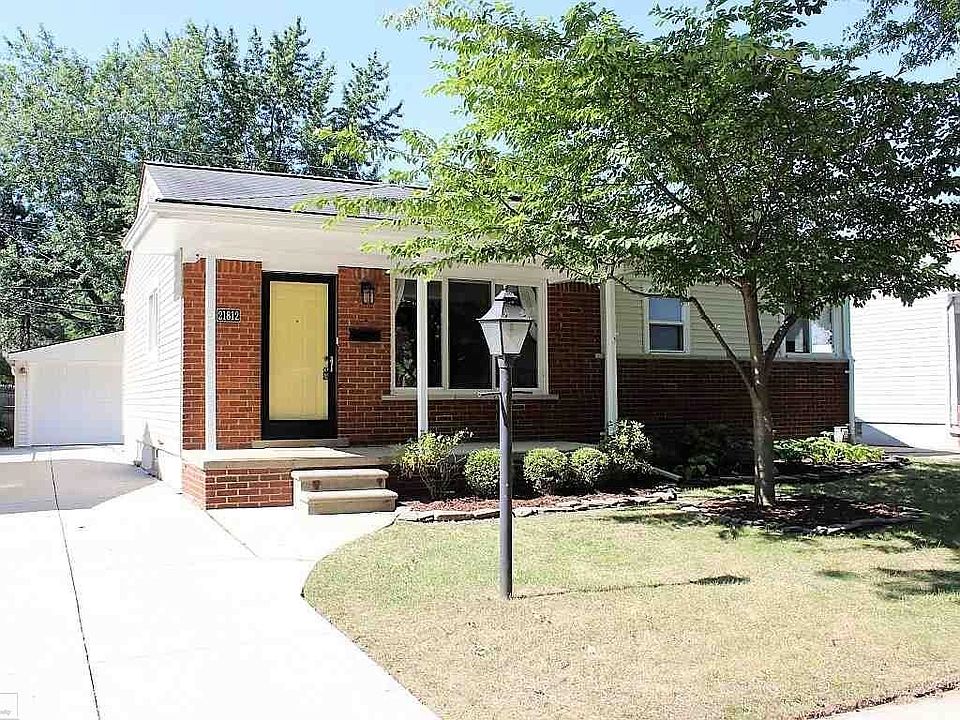 1st image of 21812 Kramer St