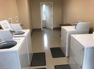 9889 Old Johnnycake Ridge Rd, Mentor, OH 44060