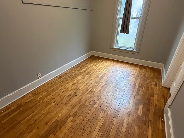 717 W Kalamazoo Ave #1 — Photo 4