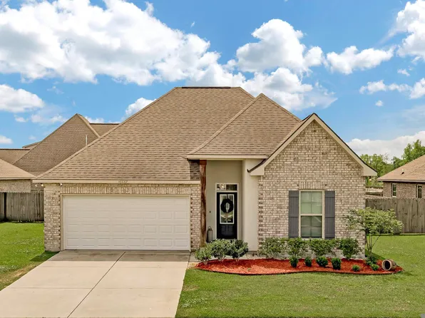 40067 Maddie Dr, Prairieville, LA 70769