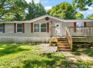 58 Morgan Dr, Hendersonville, NC 28739