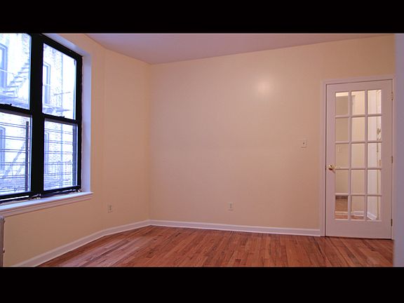 2nd image of 196 Bradhurst Ave APT 10