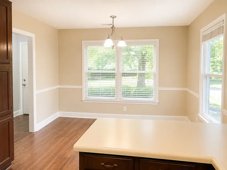 133 Lewis Ln — Photo 6