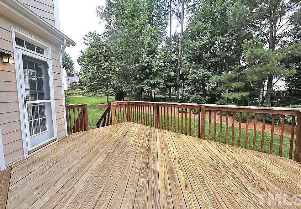 2nd image of 305 Tattenhall Dr