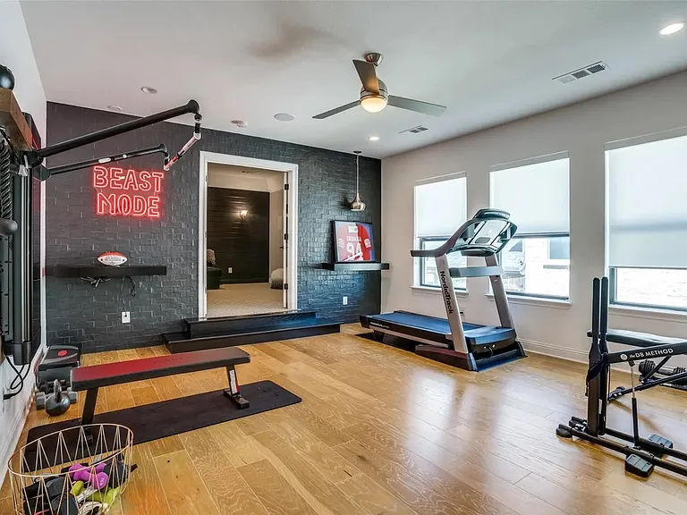 7450 Zachery Dr — Photo 19