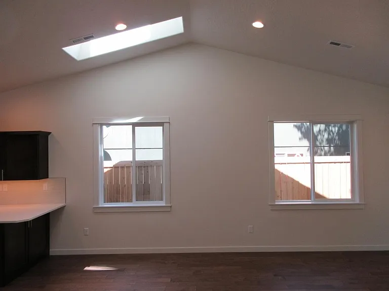 2856 Huettl Ln — Photo 10