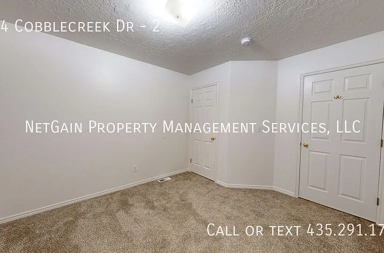 294 E Cobblecreek Dr #2 — Photo 12