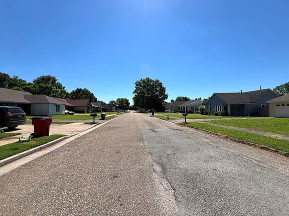 4th image of 6894 Northknoll Ave