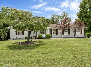 103 Crossroad Dr, Hendersonville, TN 37075