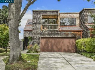 561 Monarch Ridge Dr, Walnut Creek, CA 94597