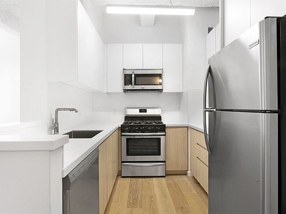 4th image of 275 Park Ave #Q3